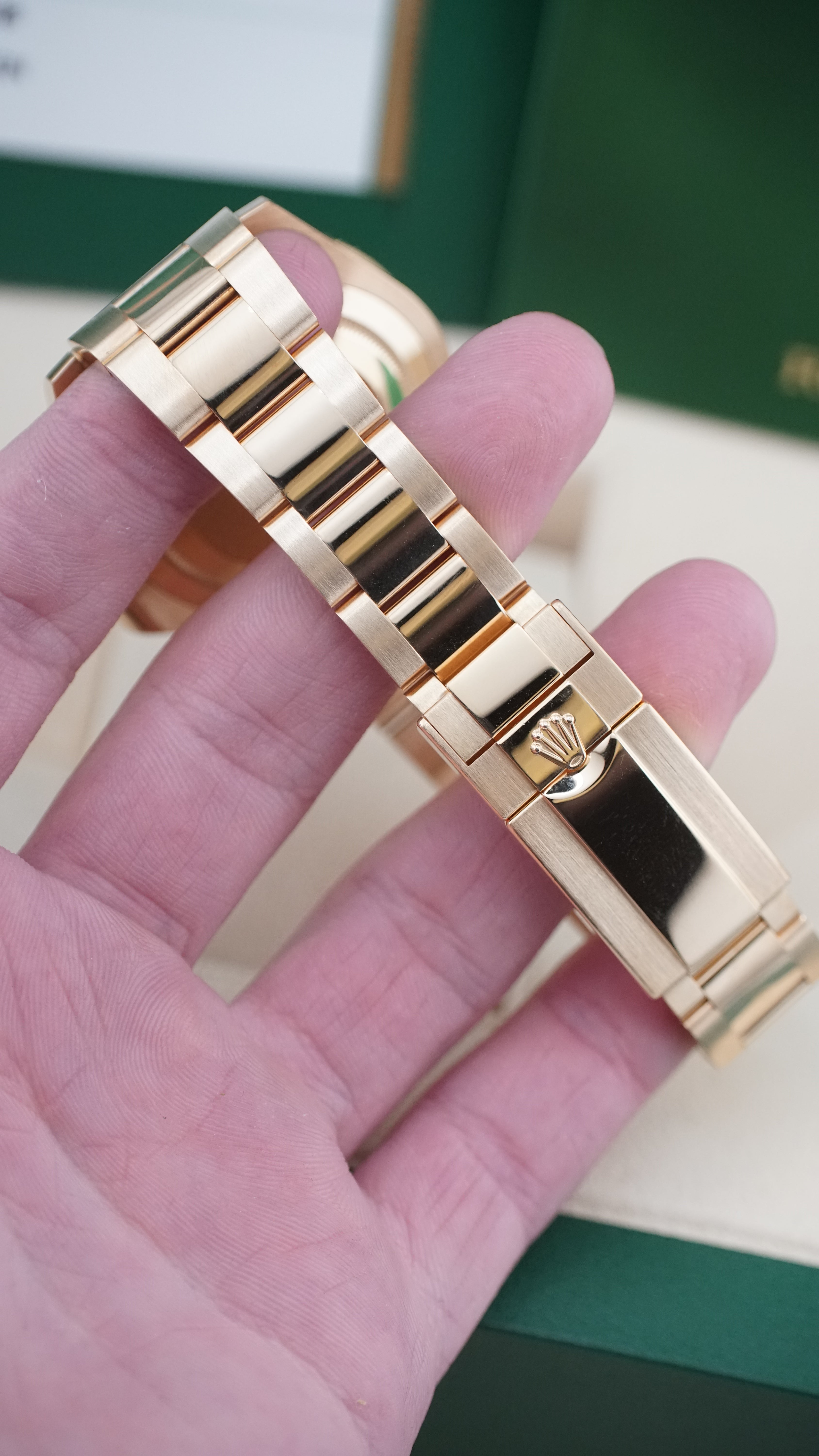 Rolex GMT Master "Money Green" 116718LN (Box & Papers 2025 RSC)