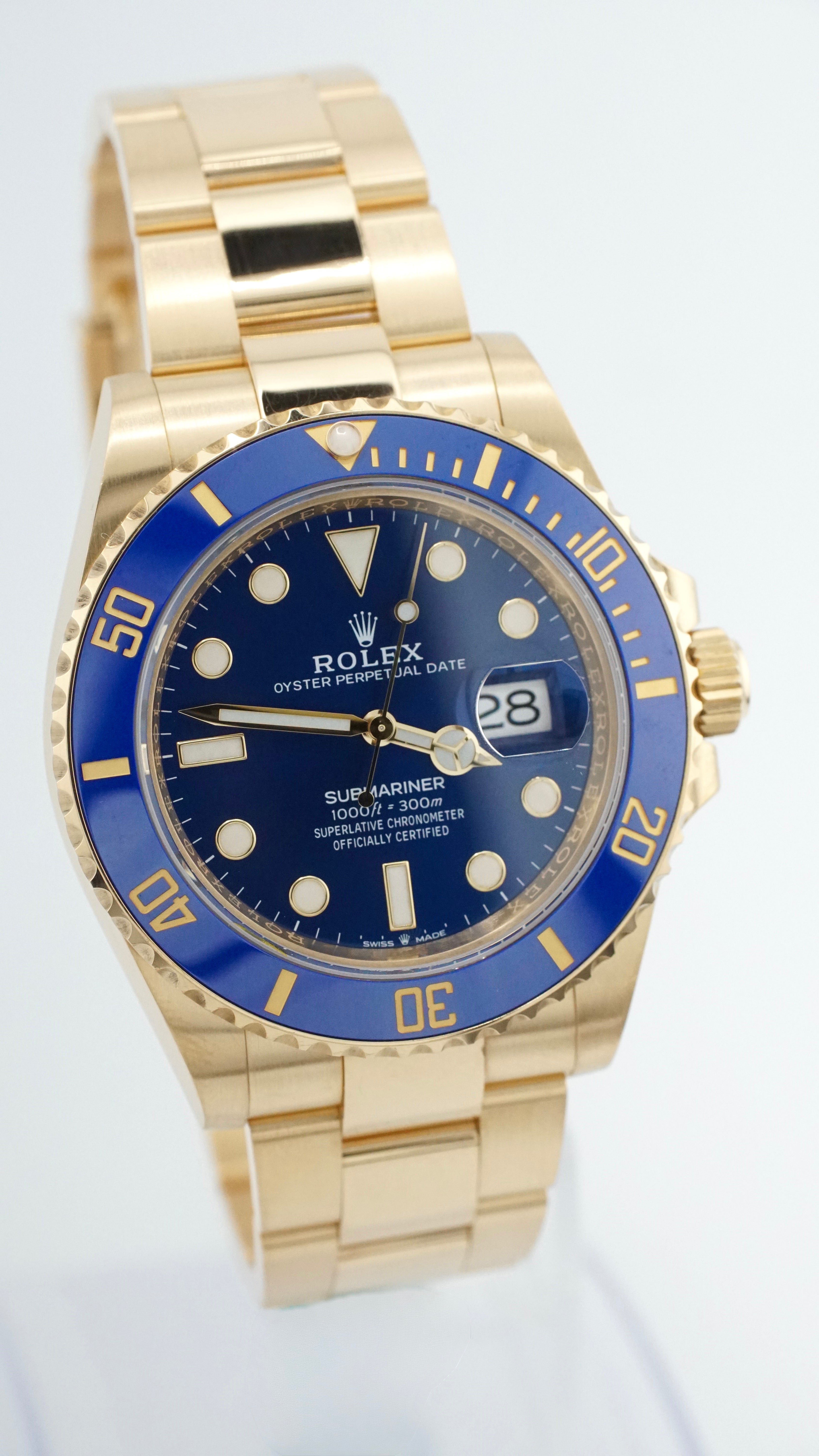 Rolex Submariner "Bluesy" 126618LB (2021 Box & Papers)