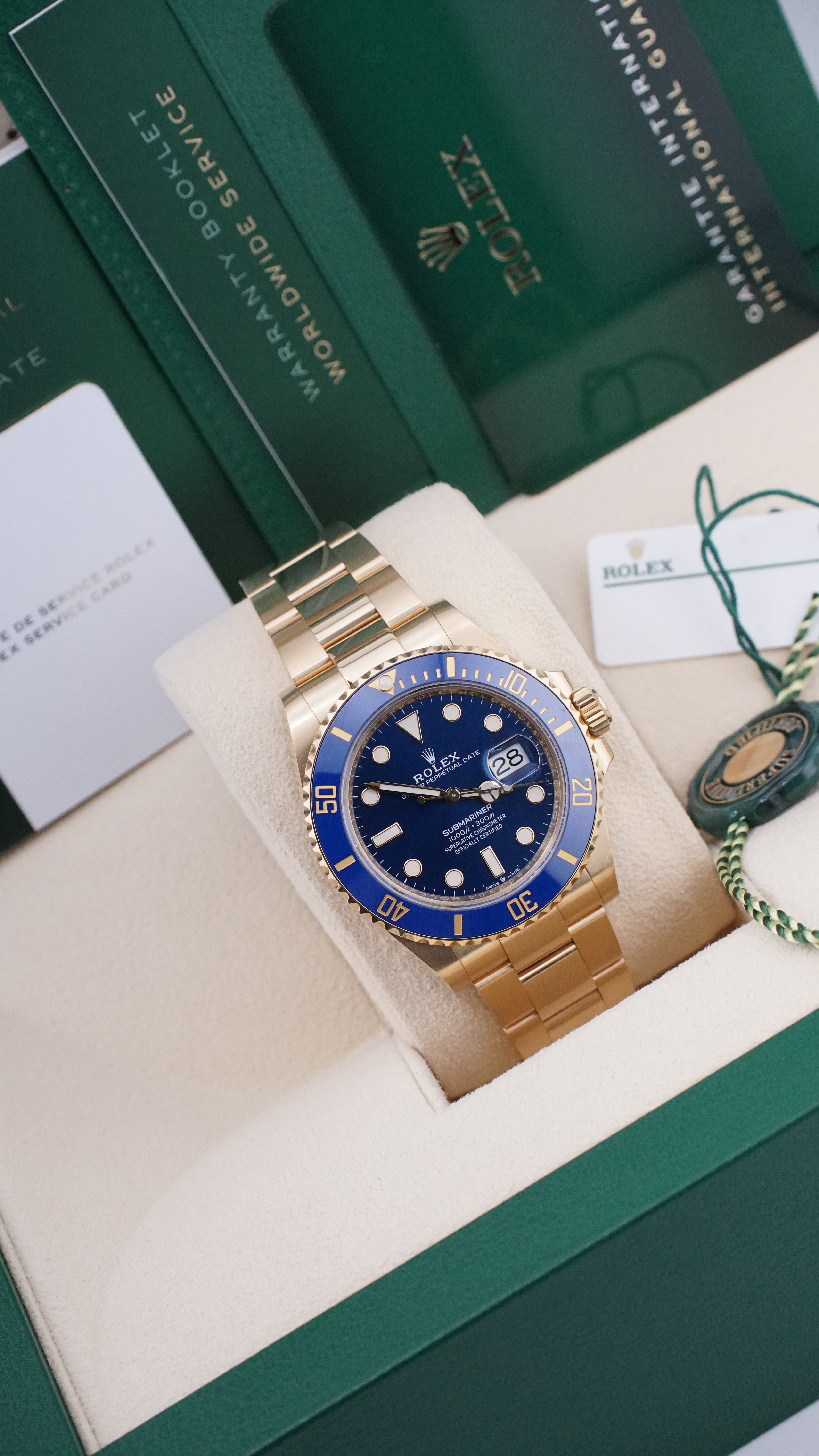 Rolex Submariner 126618LB "Bluesy" (2023 Box & Papers)