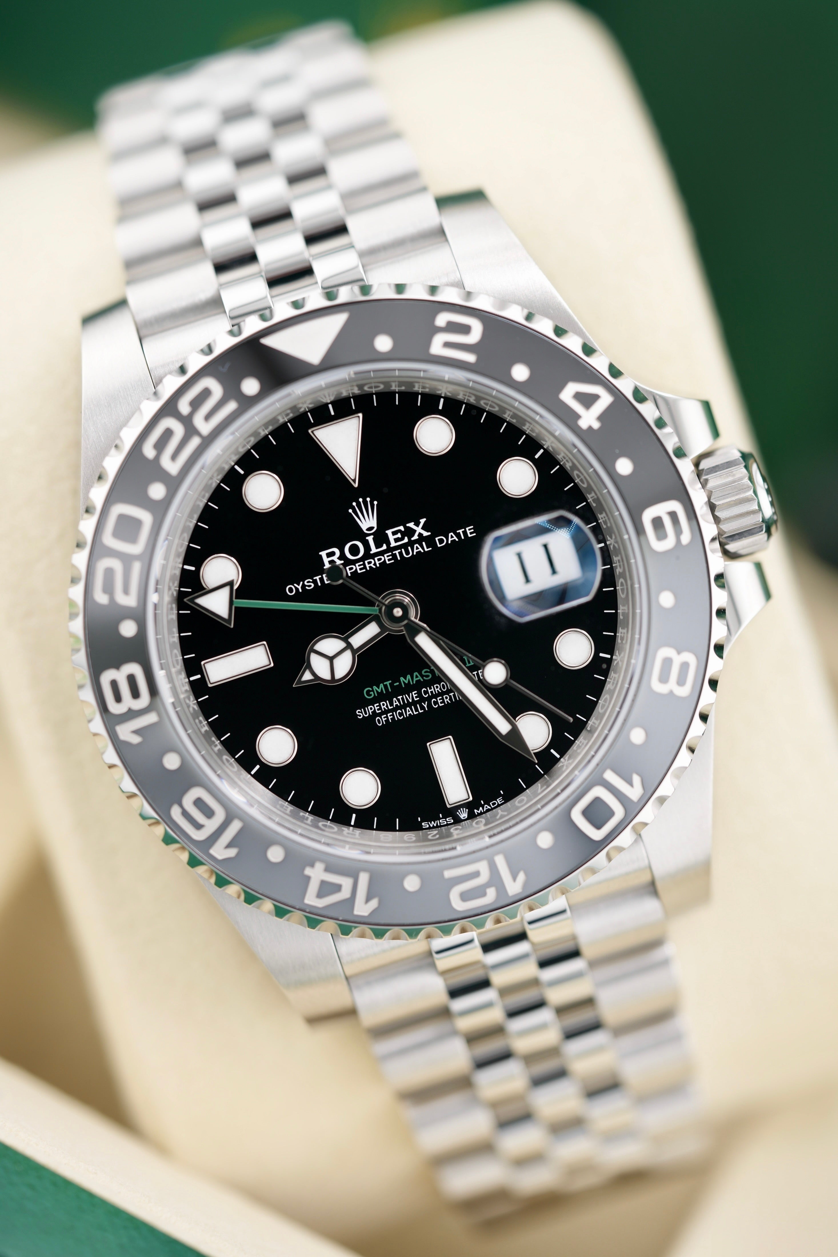 Rolex GMT Master II 126710GRNR "Bruce Wayne" (2026 NEW Box & Papers)
