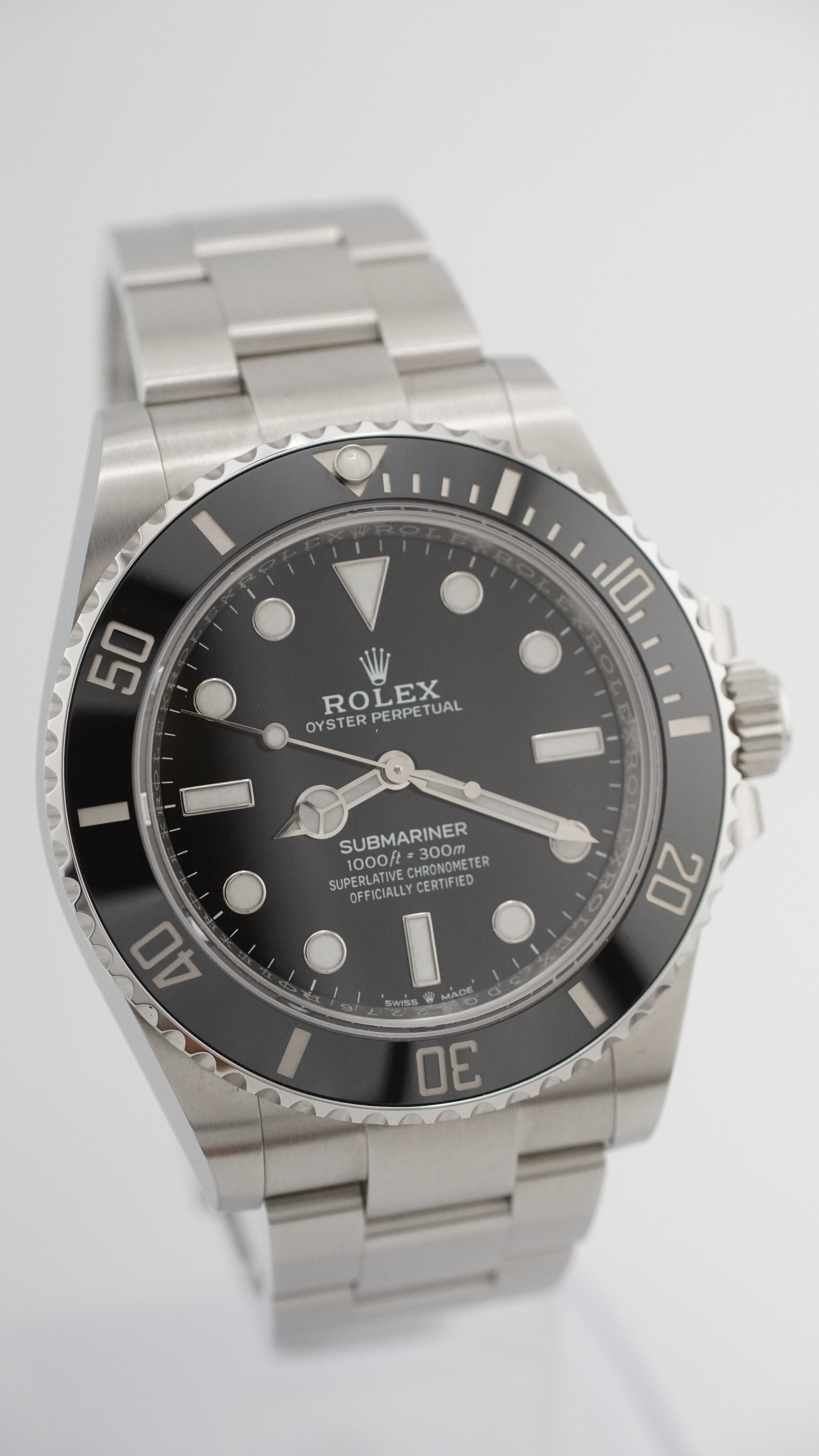 Rolex Submariner No-date 124060 (2022 NOS Box & Papers)