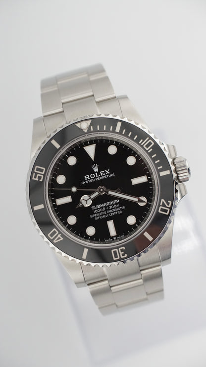 Rolex Submariner No-date 124060 (2023 Box & Papers)