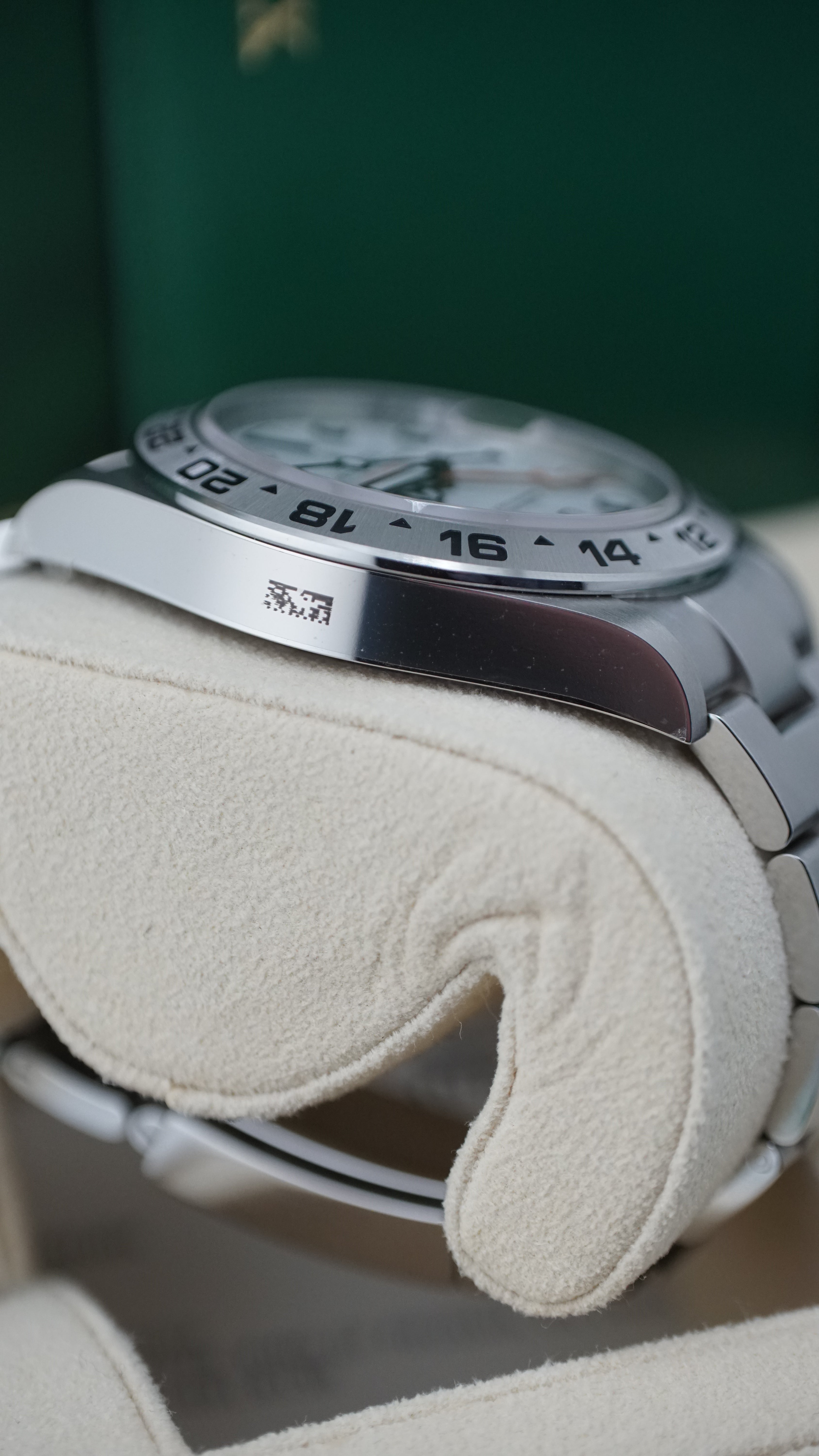 Rolex Explorer II "Polar" (2021 NOS WITH STICKERS Box & Papers)